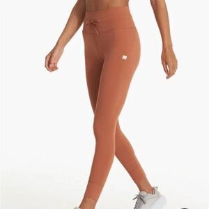 Vuori Daily Peachy Leggings Drawstring Joggers Women's Small